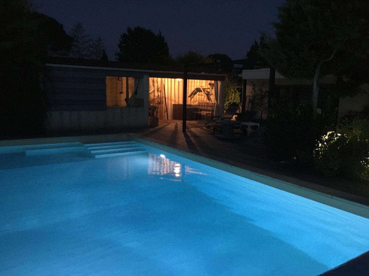 Soleil Lotus Daire Saint-Hilaire-de-Brethmas Dış mekan fotoğraf