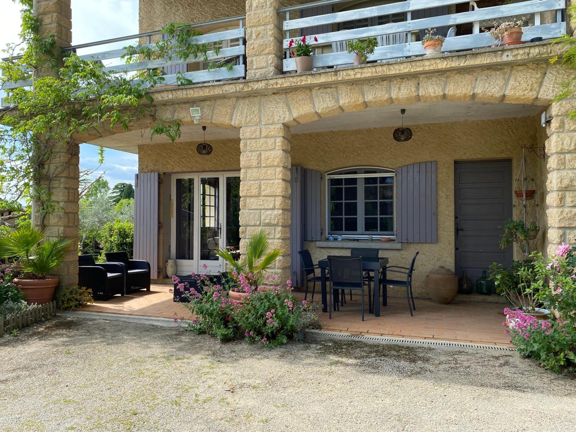 Soleil Lotus Daire Saint-Hilaire-de-Brethmas Dış mekan fotoğraf